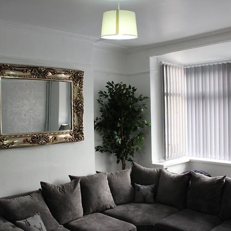 Luxury 3 Bedroom House Birmingam Exterior foto